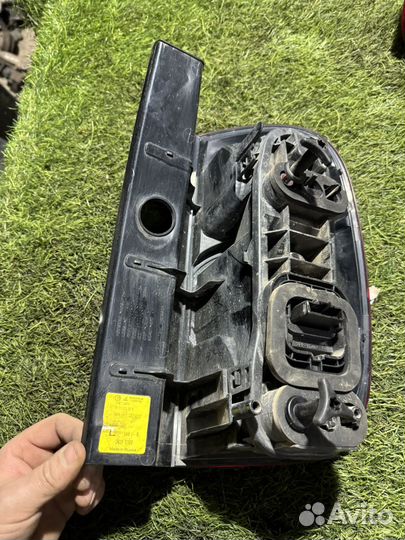 Задний левый фонарь Renault Duster