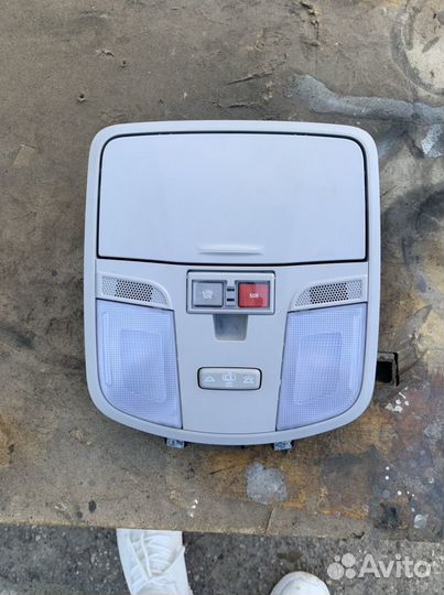 Плафон освещения с подочечником Hyundai Creta