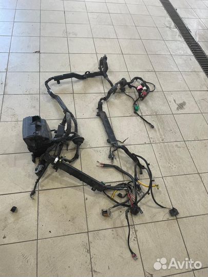 Электропроводка моторного отсека KIA K900