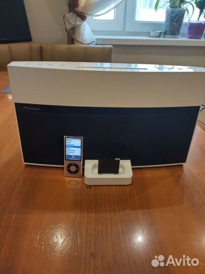 Док станция для iPhone 4или iPod pioneer