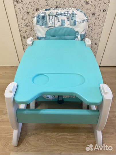Стульчик для кормления и парта (трансформер)