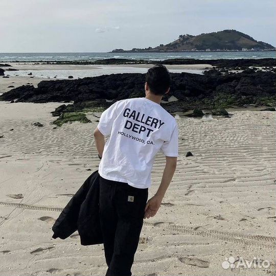 Футболка gallery dept белая