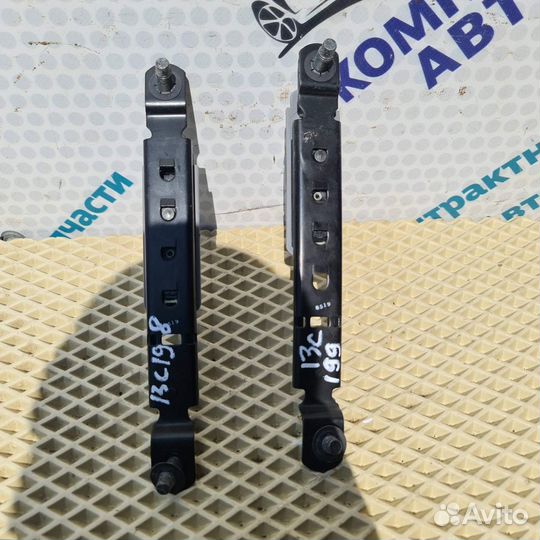 Регуляторы ремней безопасности Nissan Almera Class