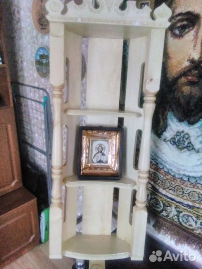 Большой угловой домашний иконостас