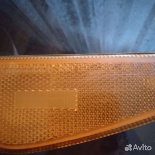 Катафот повторитель в бампер ниссан цефиро