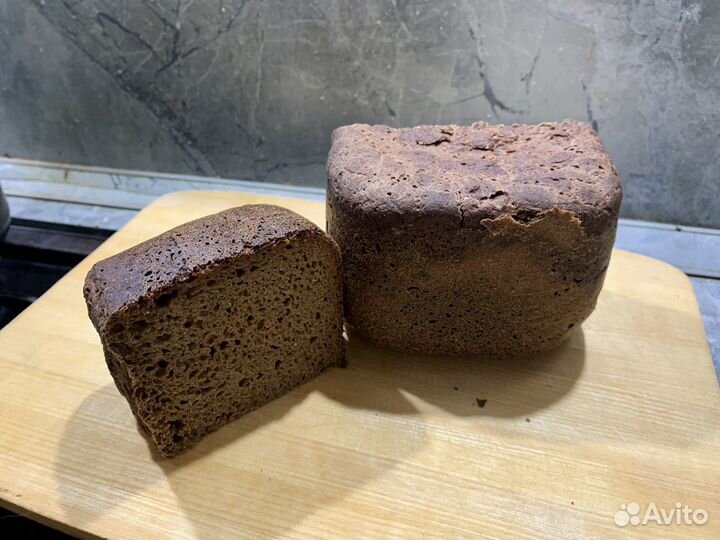 Молоко и молочная продукция, хлеб бездрожжевой