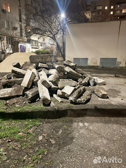 Бордюр тротуарный