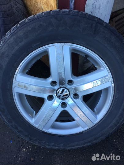Bridgestone Ice Cruiser 5000 235/65 R17