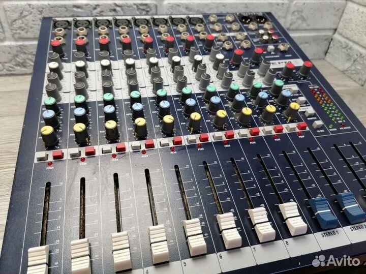 Микшер аналоговый soundcraft EPM8