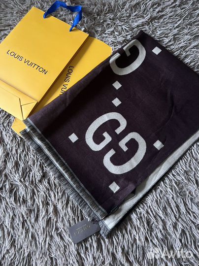 Палантин Gucci