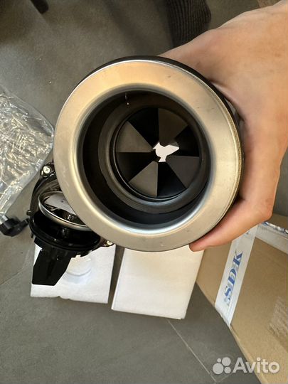 Измельчитель пищевых отходов