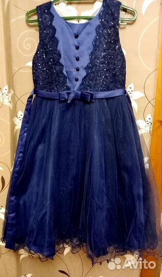 Платье праздничное в пол