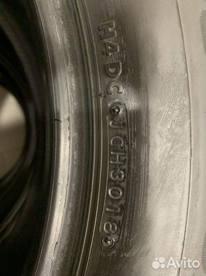 Bridgestone Blizzak Spike-02 SUV 235/60 R18 107T