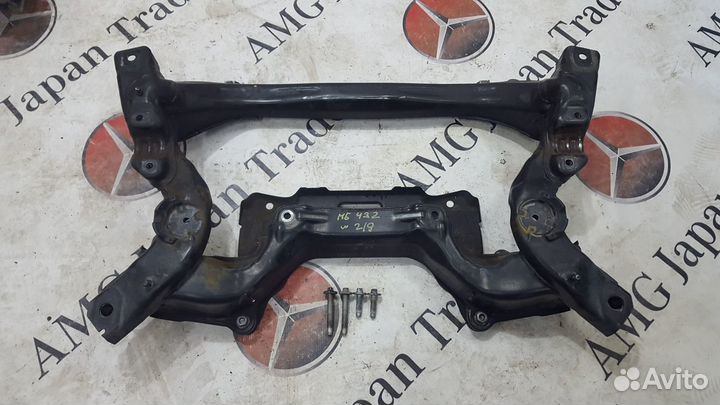 Подрамник передний Mercedes W211 W219