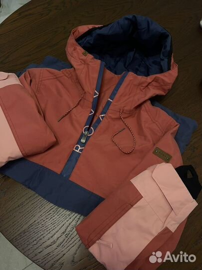 Куртка женская горнолыжная