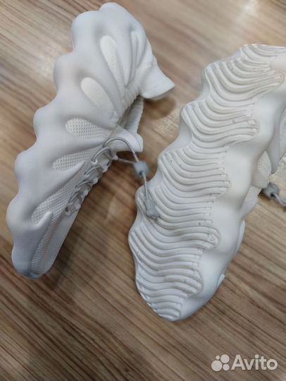 Кроссовки летние