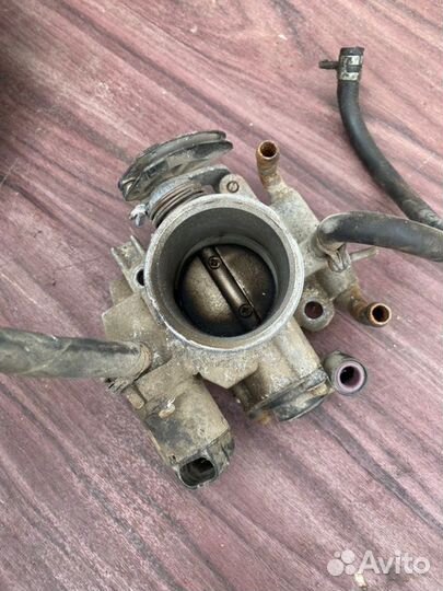 Дроссельная заслонка Лада Калина 11183 2007