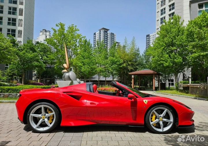 Ferrari F8 Spider 3.9 AMT, 2021, 21 000 км