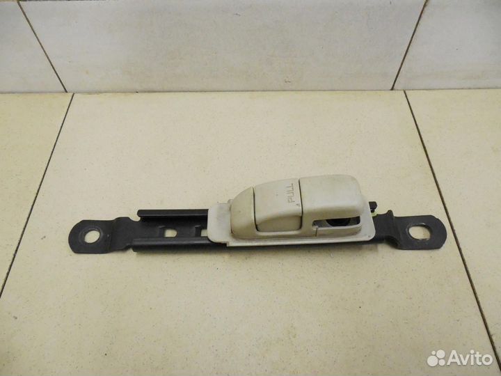 Механизм регулировки ремня безопасности Tiida (C11