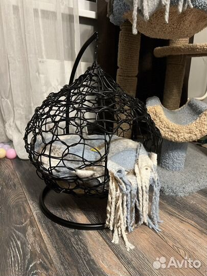 Лежанка на Брони до 2.07.качели для животных