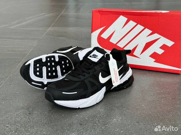 Кроссовки мужские Nike V2K Run