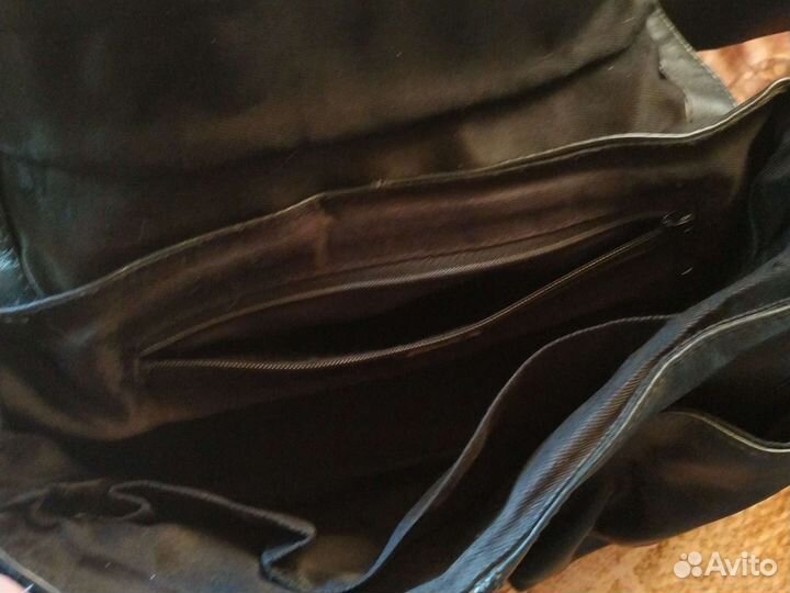 Продам кожаную сумочку