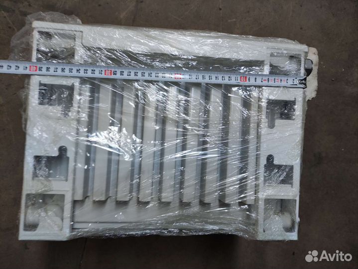 Радиатор панельный Buderus 300x400 мм