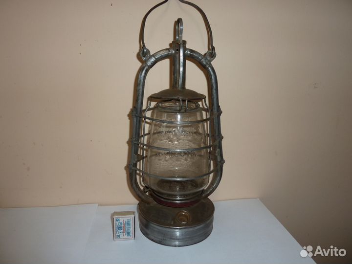 Керосиновая лампа