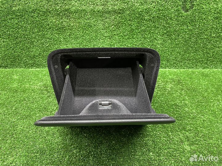 Бардачок левый BMW X5 G05 X6 G06 X7 G07