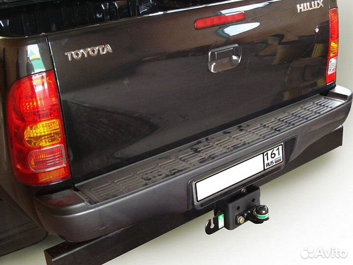 Фаркоп установка тсу Toyota Hilux Vigo, 2004-2008