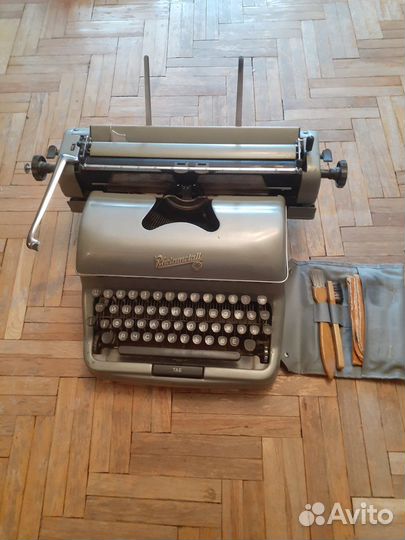 Пишущая машинка Rheinmetall Германия 1954 г