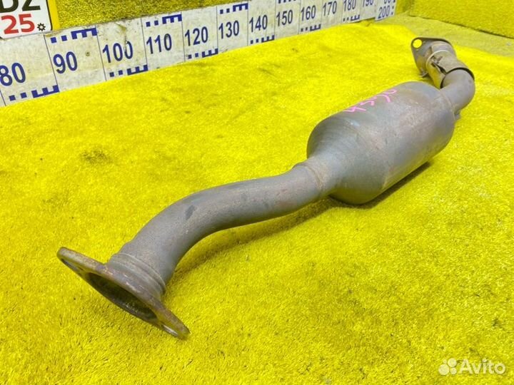 Катализатор передний Nissan Serena 140647