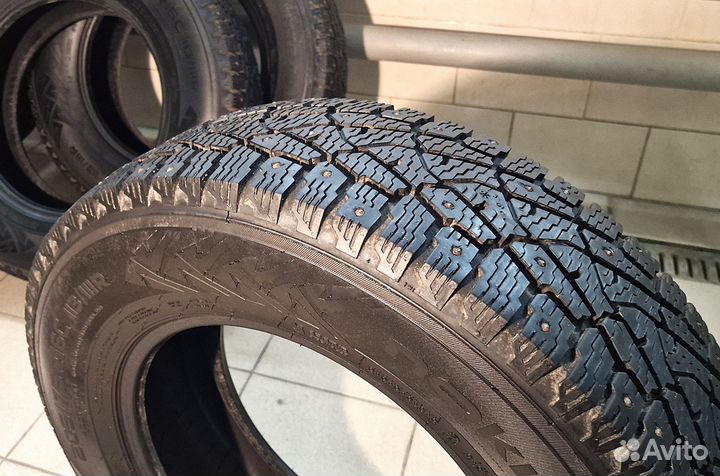 Nokian Tyres Hakkapeliitta C3 205/75 R16