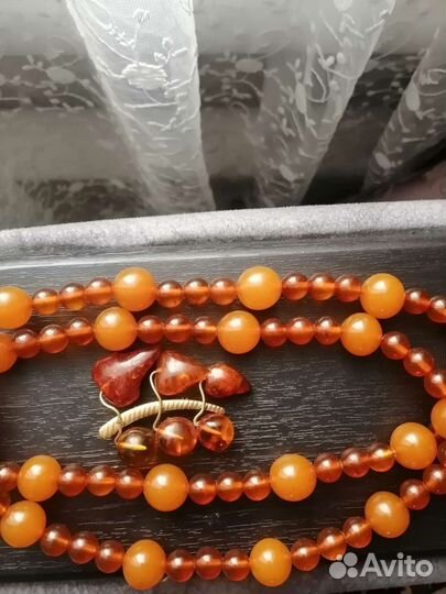 Янтарные бусы брошь винтаж СССР