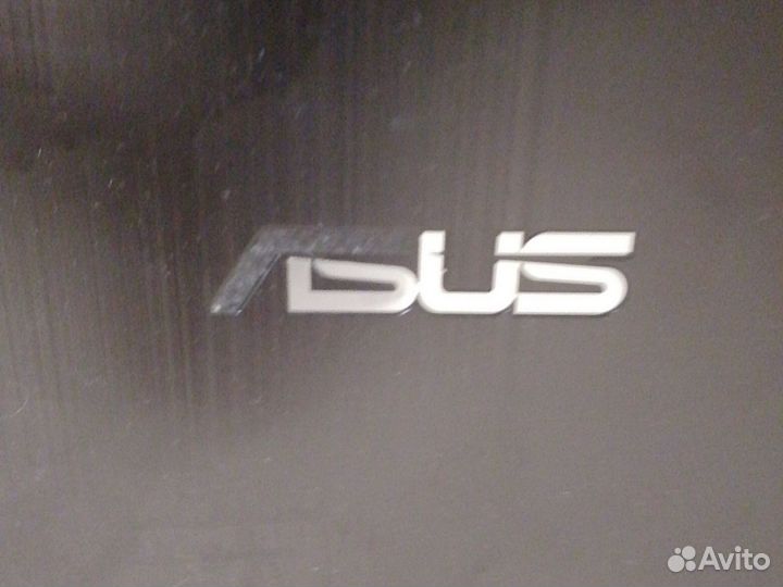 Ноутбук asus