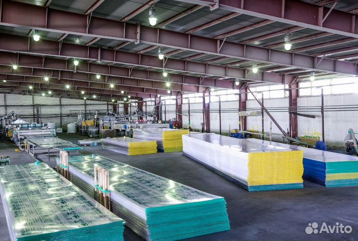 Сотовый поликарбонат в наличии