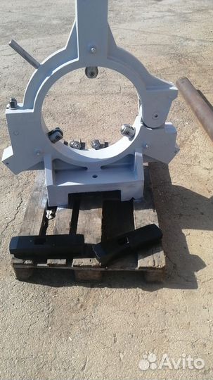 Люнет 1М64 ф 550мм