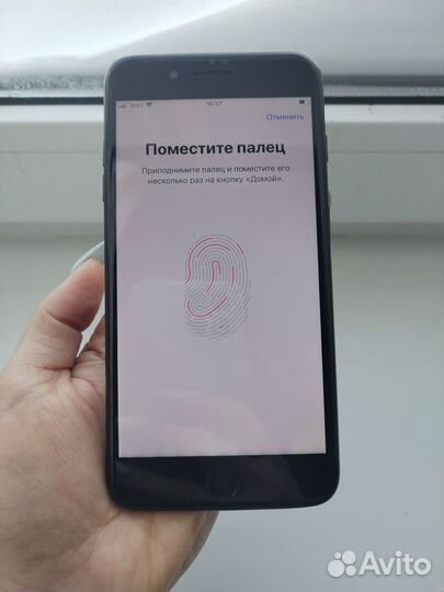 iPhone 8 Plus, 64 ГБ