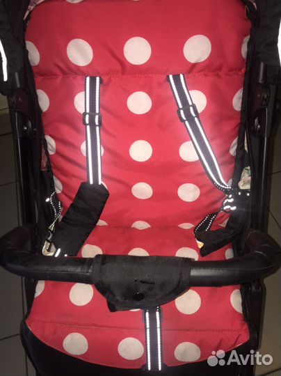 Прогулочная коляска