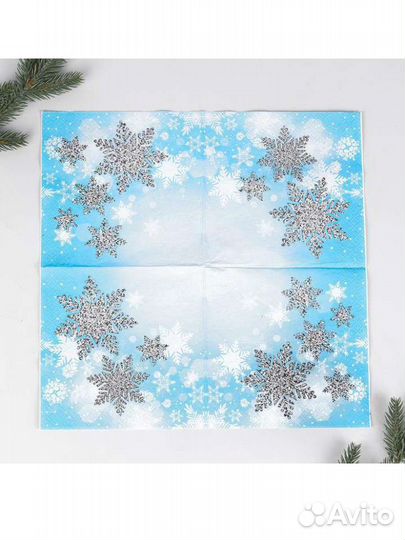 Салфетки бумажные «Снежинки»,33х33 см,набор 12 шт