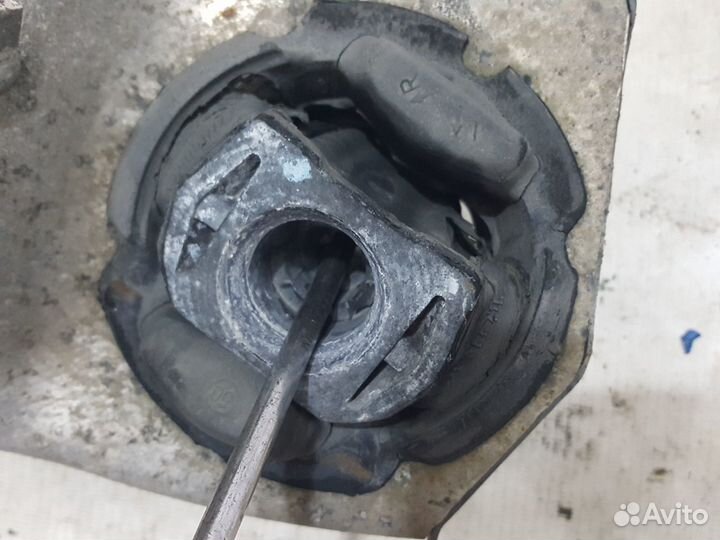 Балка заднего моста Mercedes-Benz W220/W215