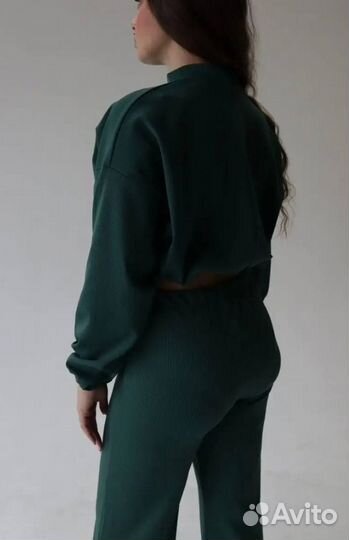 Костюм спортшик новый брюки и свитшот