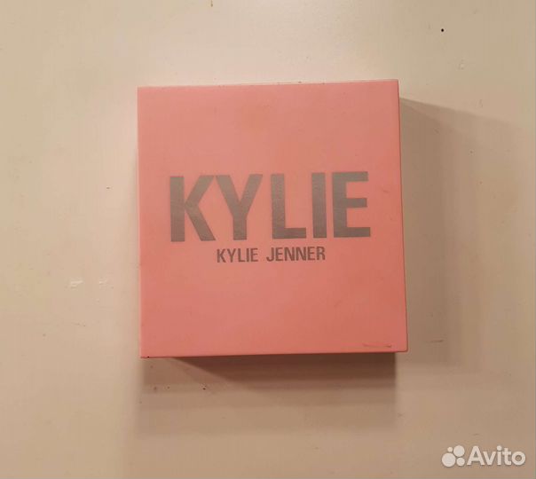 Румяна kylie