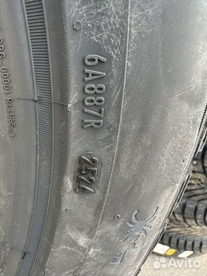 Pirelli Scorpion Ice Zero 2 245/45 R20 103H