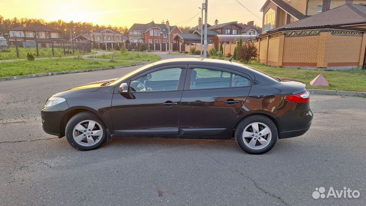 Renault Fluence 1.6 МТ, 2010, 165 700 км