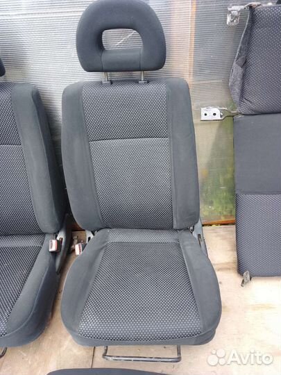 Сиденья Mitsubishi lancer 9