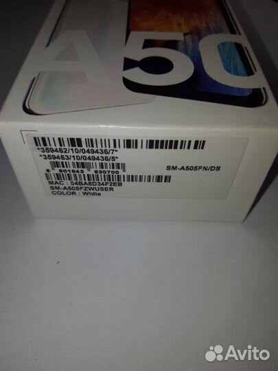 Samsung Galaxy A50, 4/64 ГБ