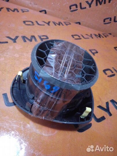 Воздуховод правый Toyota Aqua NHP10 1NZ-FXE 2013