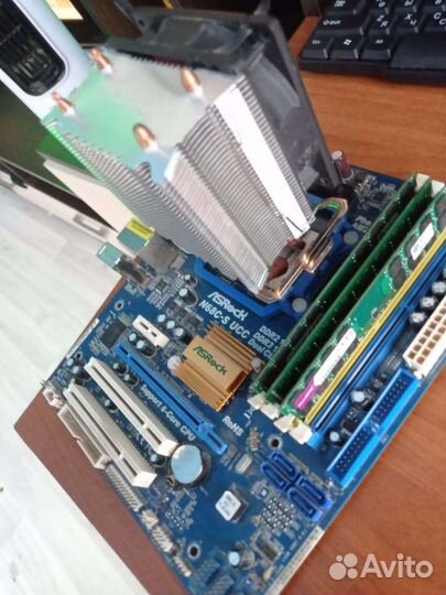 Материнская плата с процессором