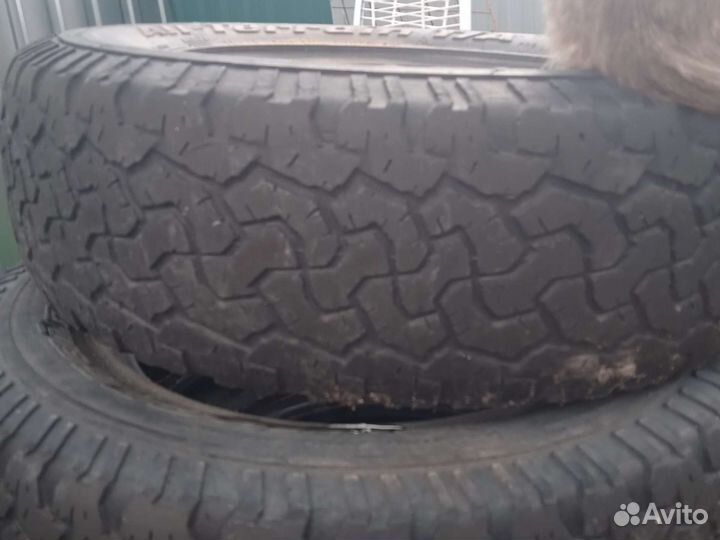 Bfgoodrich All-Terrain T/A 215/75 R15